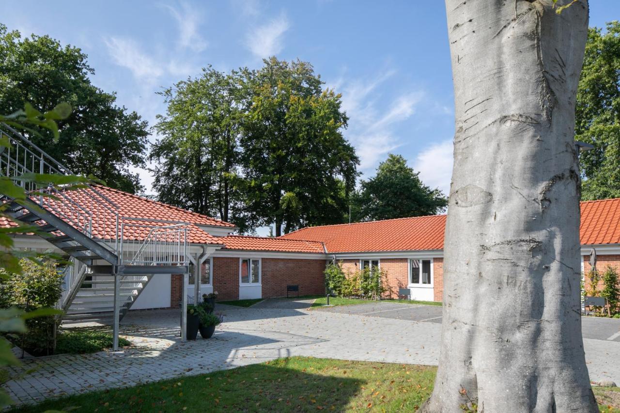 Weberhof Ferienapartments In Rostrup Am Westufer Des Zwischenahner Meers Bad Zwischenahn Exterior photo